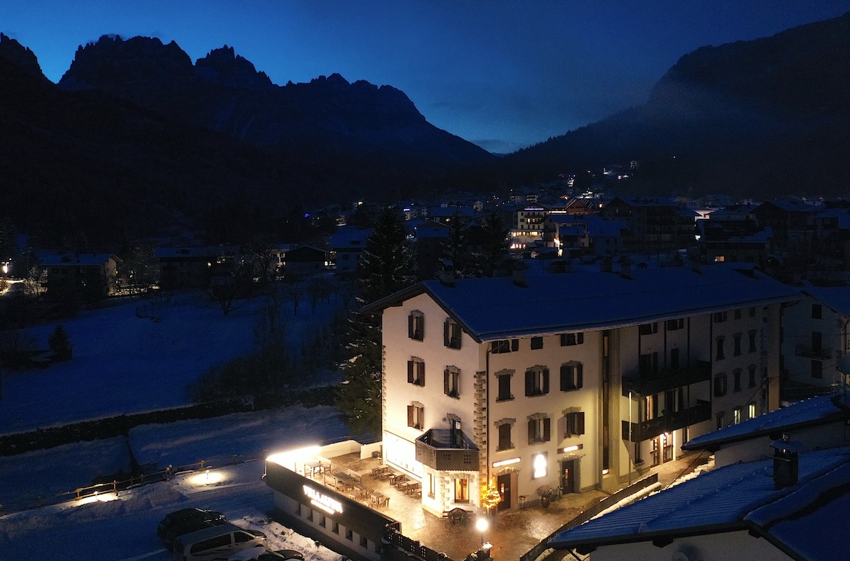 L'Hotel Villa Alpina ha riaperto