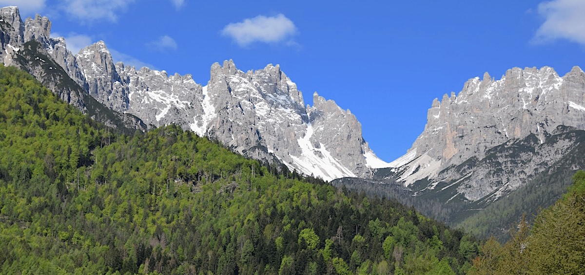 primavera a forni di sopra dolomiti